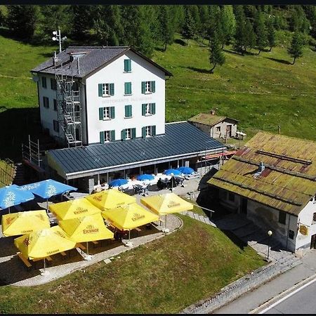 Ristorante Albergo All'Acqua Bedretto Bagian luar foto